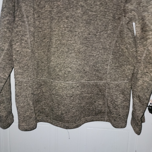 Devon&Jones Men's Beige Pullover Sweater - Picture 8 of 11